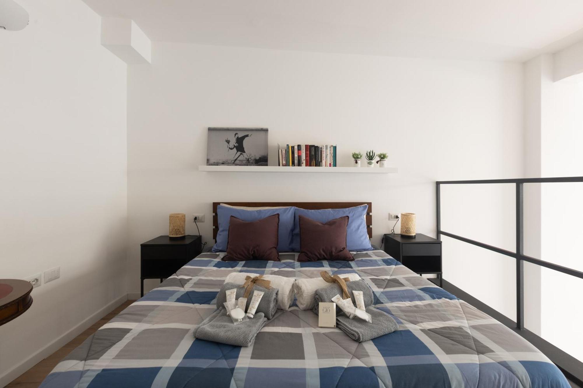 Moderno E Confortevole Loft Tra Navigli E Bocconi Milan Bagian luar foto